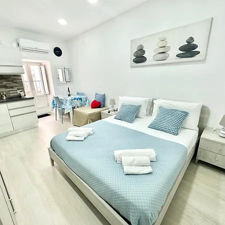Ale & Andry House アパート *